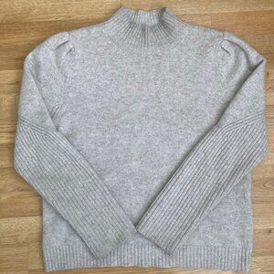 REPEAT Organic Cashmere Sweater in Beige
